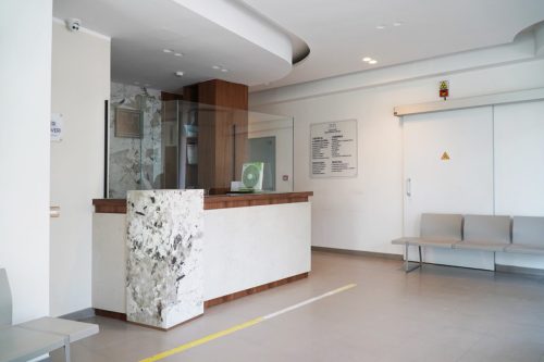 Reception moderna in ospedale